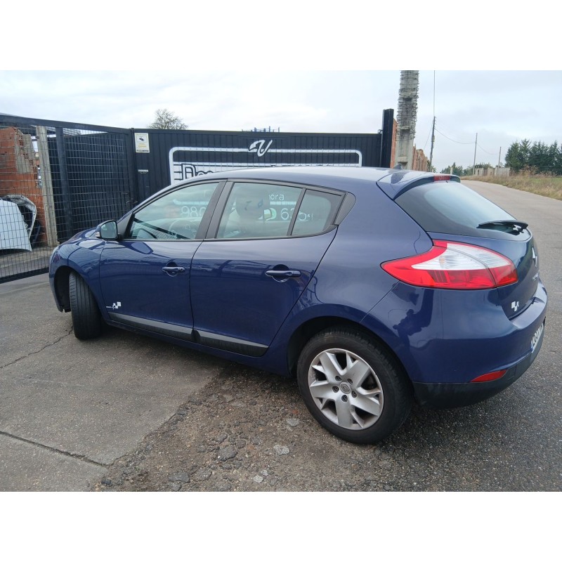 Recambio de carroceria para renault megane iii hatchback (bz0/1_, b3_) 1.2 tce (bz2b, bz11) referencia OEM IAM   