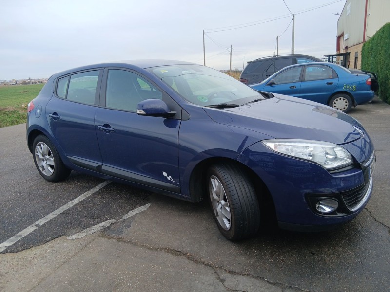 Recambio de carroceria para renault megane iii hatchback (bz0/1_, b3_) 1.2 tce (bz2b, bz11) referencia OEM IAM   