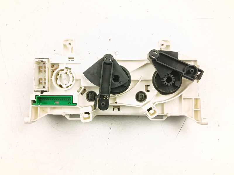 Recambio de mandos calefaccion aire para renault clio ii (bb_, cb_) 1.2 lpg referencia OEM IAM 8200147154  