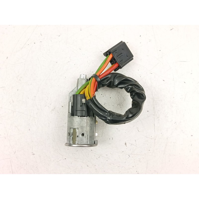 Recambio de conmutador de arranque para renault clio ii (bb_, cb_) 1.2 lpg referencia OEM IAM 7701471220  