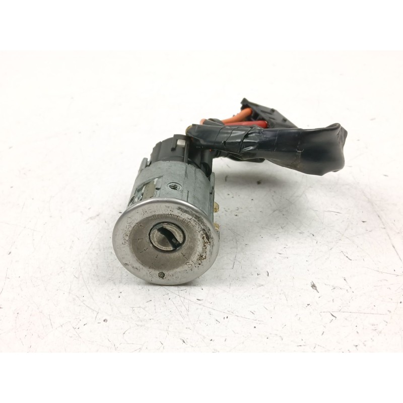 Recambio de conmutador de arranque para renault clio ii (bb_, cb_) 1.2 lpg referencia OEM IAM 7701471220  