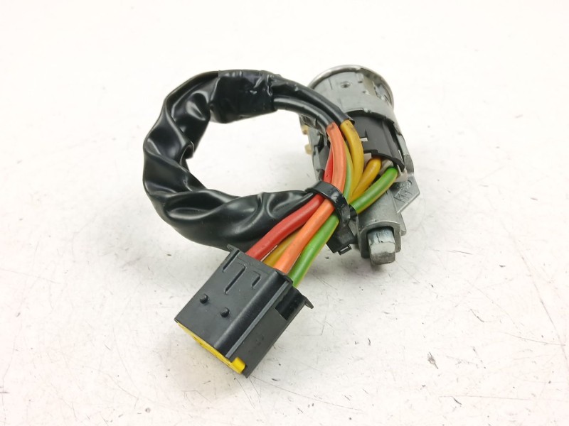 Recambio de conmutador de arranque para renault clio ii (bb_, cb_) 1.2 lpg referencia OEM IAM 7701471220  