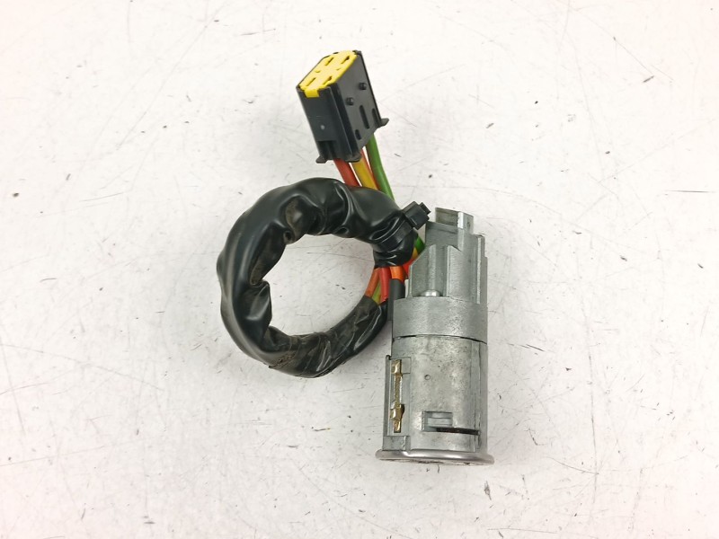 Recambio de conmutador de arranque para renault clio ii (bb_, cb_) 1.2 lpg referencia OEM IAM 7701471220  