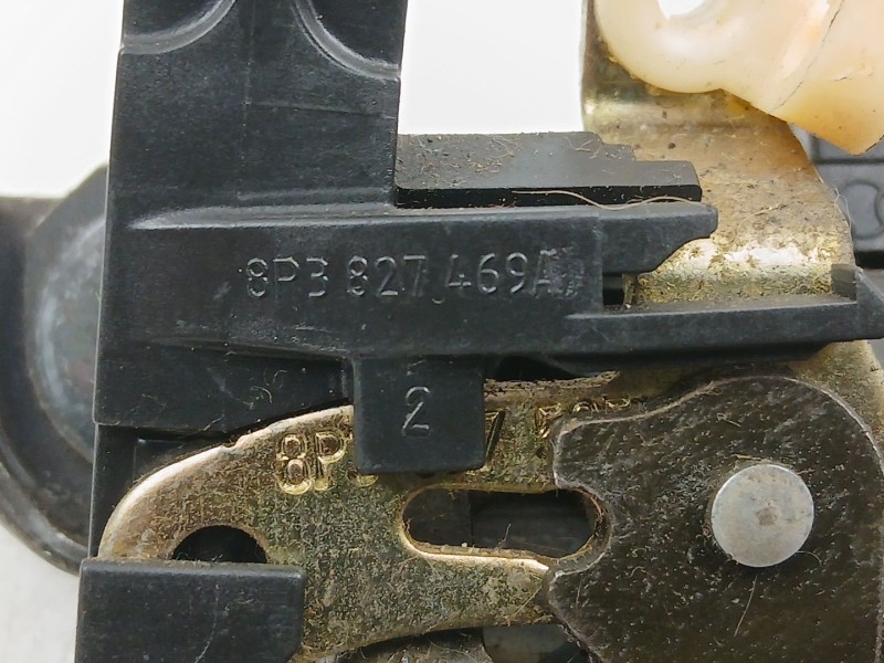 Recambio de cerradura maletero porton para audi a3 (8p1) 2.0 tdi 16v referencia OEM IAM 8P3827469A  