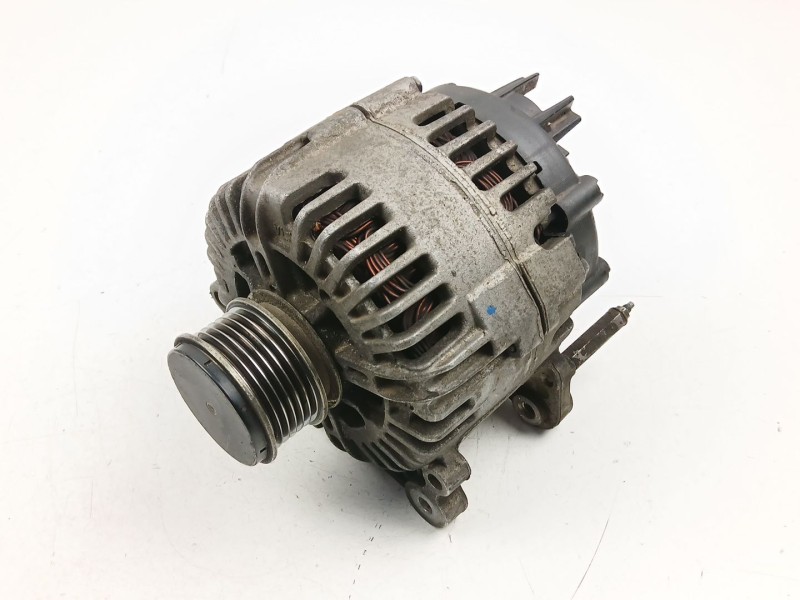Recambio de alternador para audi a3 (8p1) 2.0 tdi 16v referencia OEM IAM 06F903023C  TG14C011