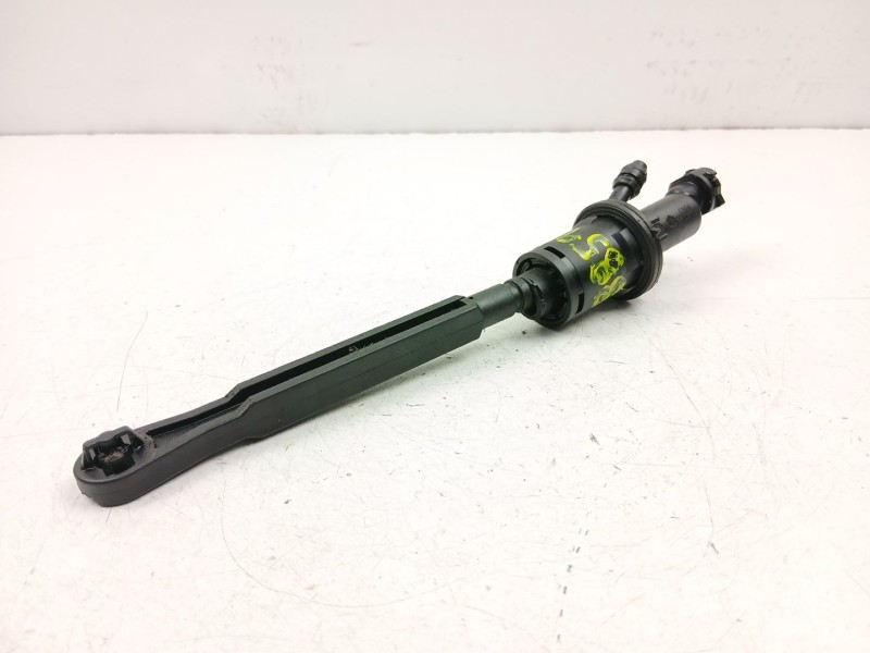 Recambio de bomba embrague para peugeot 308 i (4a_, 4c_) 1.6 hdi referencia OEM IAM 9673765780  