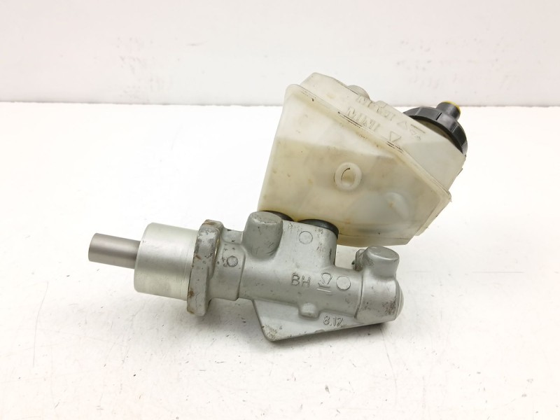 Recambio de bomba de freno para renault clio ii (bb_, cb_) 1.2 lpg referencia OEM IAM 7701205740  