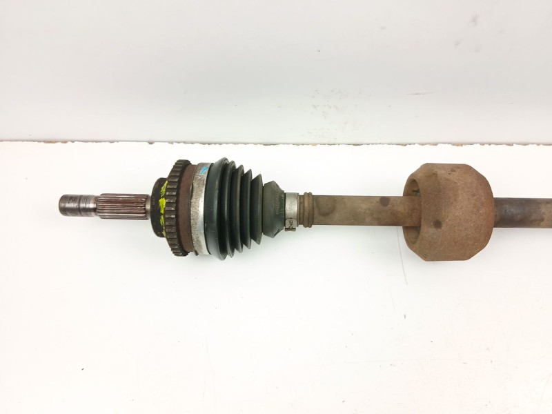 Recambio de transmision delantera derecha para renault clio ii (bb_, cb_) 1.2 lpg referencia OEM IAM 8200240430  