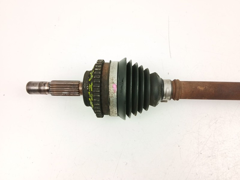 Recambio de transmision delantera izquierda para renault clio ii (bb_, cb_) 1.2 lpg referencia OEM IAM 8200240425  