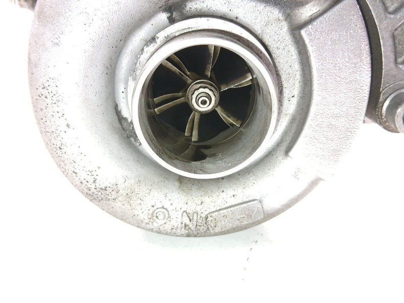 Recambio de turbo para bmw 3 (e90) 320 d referencia OEM IAM 11657795499  