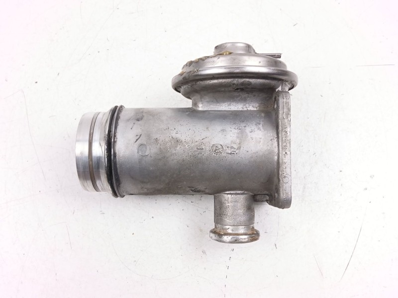 Recambio de valvula egr para bmw 3 (e90) 320 d referencia OEM IAM 7792077  70051200