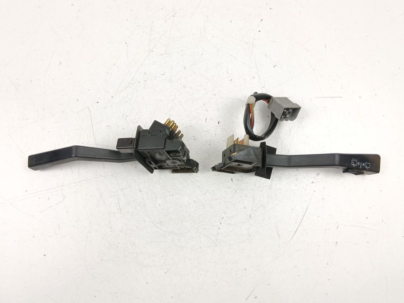 Recambio de mando luces y limpias para volvo 740 kombi (745) 2.3 referencia OEM IAM 1347929 1347929 