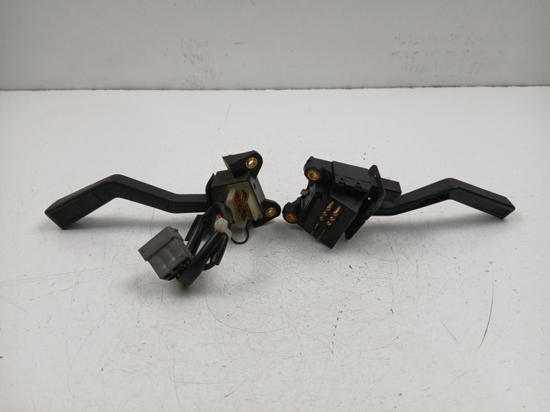 Recambio de mando luces y limpias para volvo 740 kombi (745) 2.3 referencia OEM IAM 1347929 1347929 