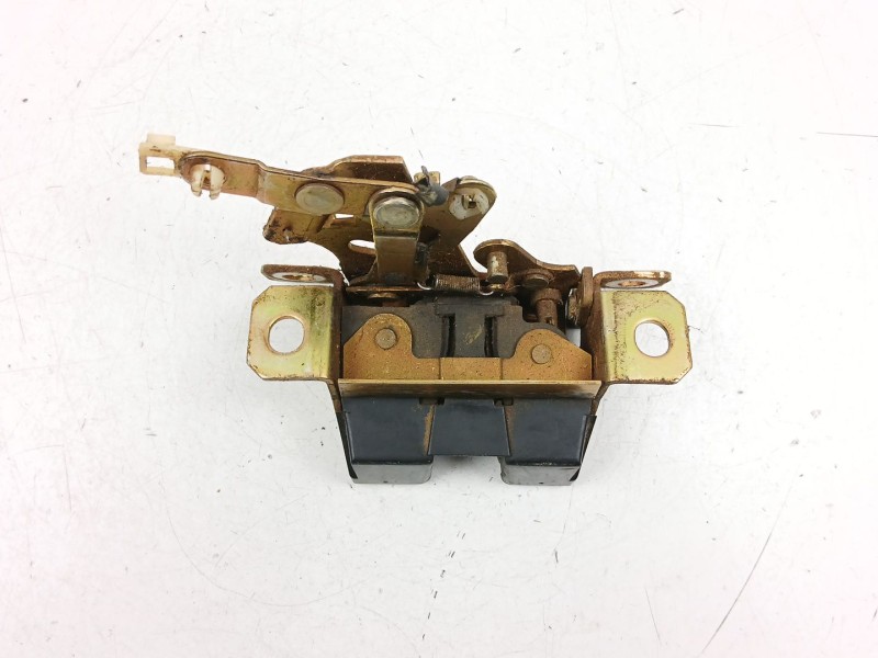 Recambio de cerradura maletero porton para volvo 740 kombi (745) 2.3 referencia OEM IAM 3503380  