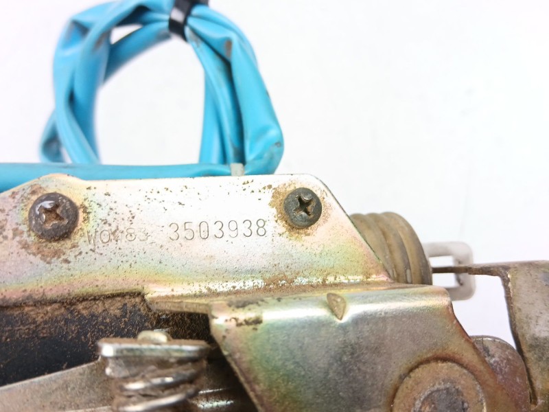 Recambio de cerradura puerta trasera derecha para volvo 740 kombi (745) 2.3 referencia OEM IAM 3503938  