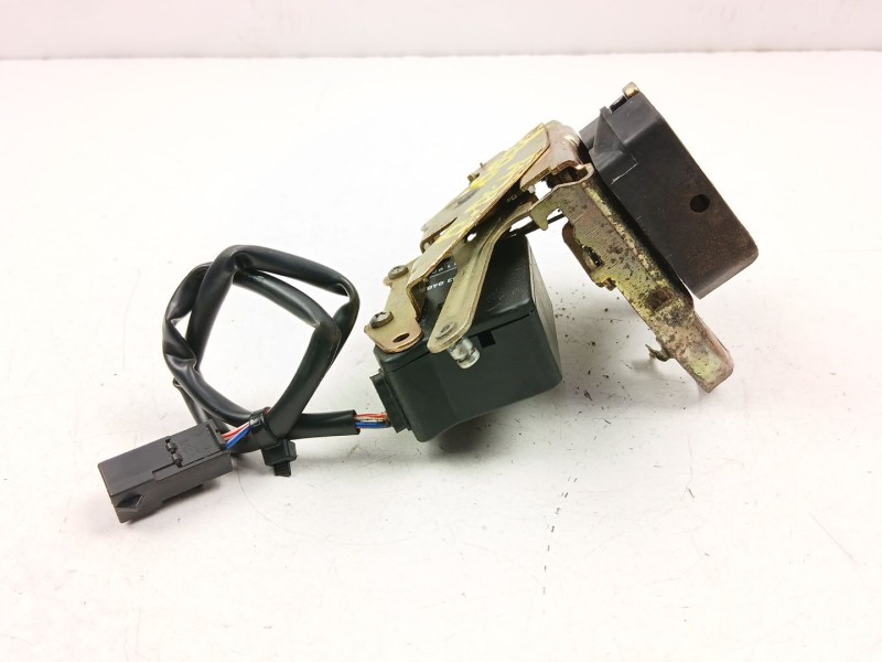 Recambio de cerradura puerta delantera derecha para volvo 740 kombi (745) 2.3 referencia OEM IAM 3503936  