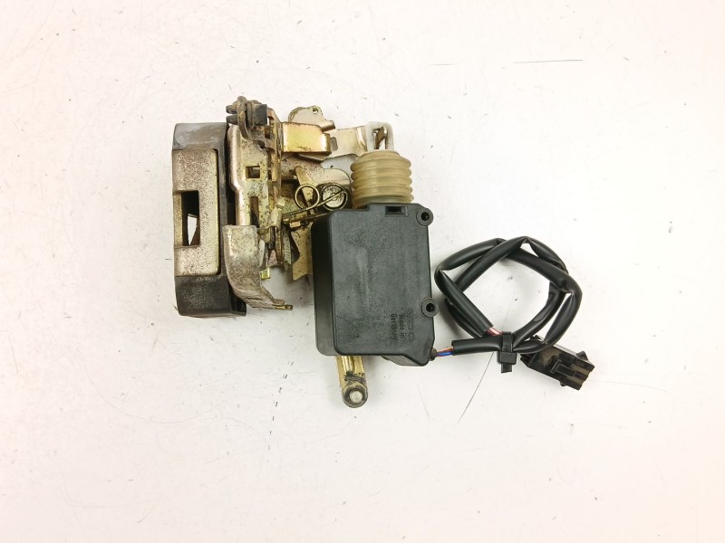 Recambio de cerradura puerta delantera derecha para volvo 740 kombi (745) 2.3 referencia OEM IAM 3503936  