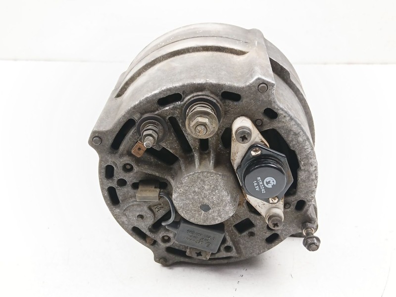 Recambio de alternador para volvo 740 kombi (745) 2.3 referencia OEM IAM 3544497  0120469786