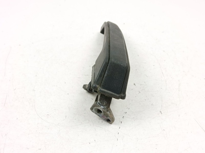 Recambio de manilla trasera izquierda para volvo 740 kombi (745) 2.3 referencia OEM IAM 6846646  