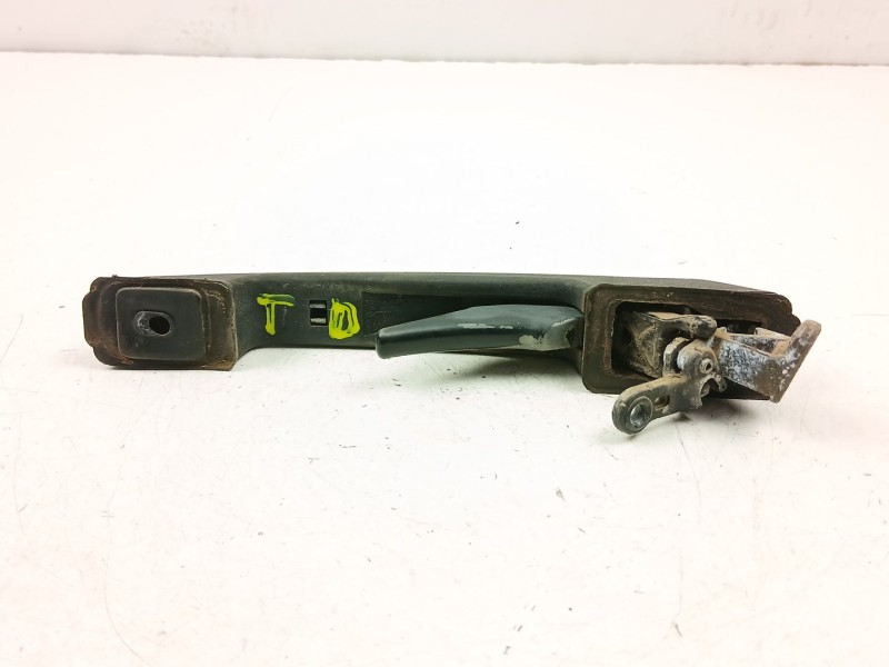 Recambio de manilla trasera derecha para volvo 740 kombi (745) 2.3 referencia OEM IAM 6846647  