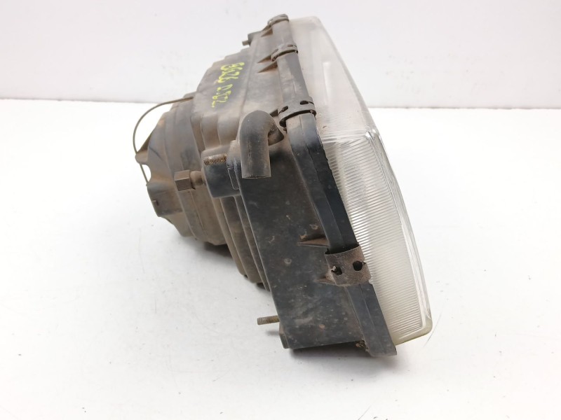 Recambio de faro izquierdo para volvo 740 kombi (745) 2.3 referencia OEM IAM 3534169  