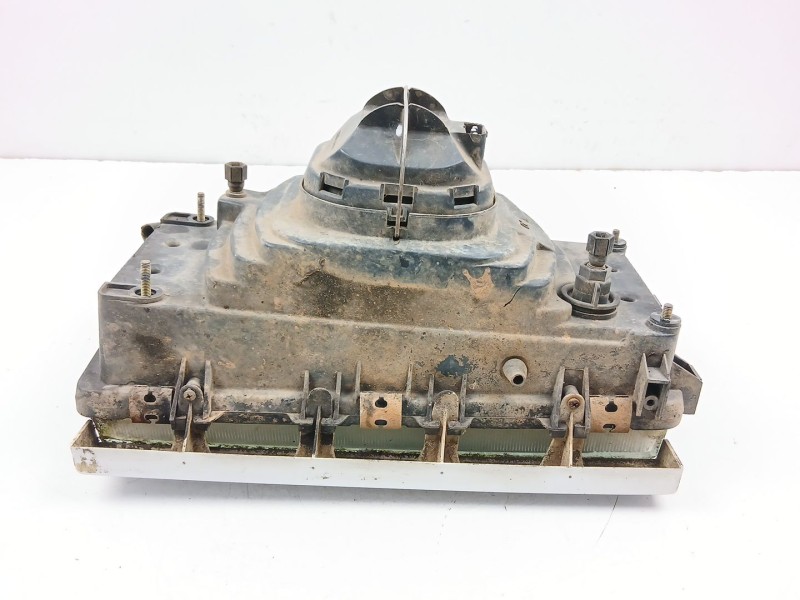 Recambio de faro derecho para volvo 740 kombi (745) 2.3 referencia OEM IAM 3534170  