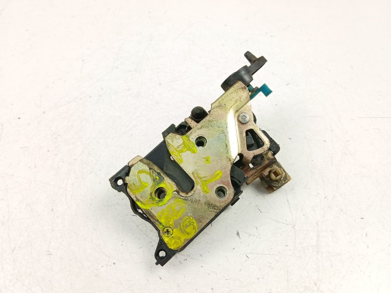 Recambio de cerradura puerta trasera izquierda para daewoo lanos (klat) 1.5 referencia OEM IAM 96305413  