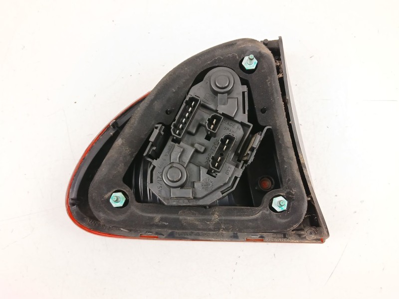 Recambio de piloto trasero derecho para seat leon (1m1) 1.9 tdi referencia OEM IAM 1M6945112  