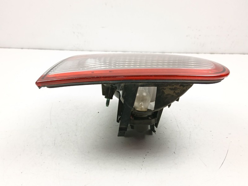 Recambio de piloto porton derecho para seat leon (1m1) 1.9 tdi referencia OEM IAM 1M6945092B  