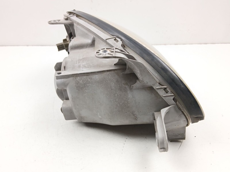 Recambio de faro izquierdo para daewoo lanos (klat) 1.5 referencia OEM IAM 96304610  
