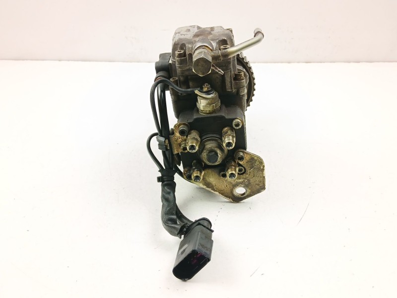 Recambio de bomba inyectora diesel para seat leon (1m1) 1.9 tdi referencia OEM IAM 038130107D  0460404977