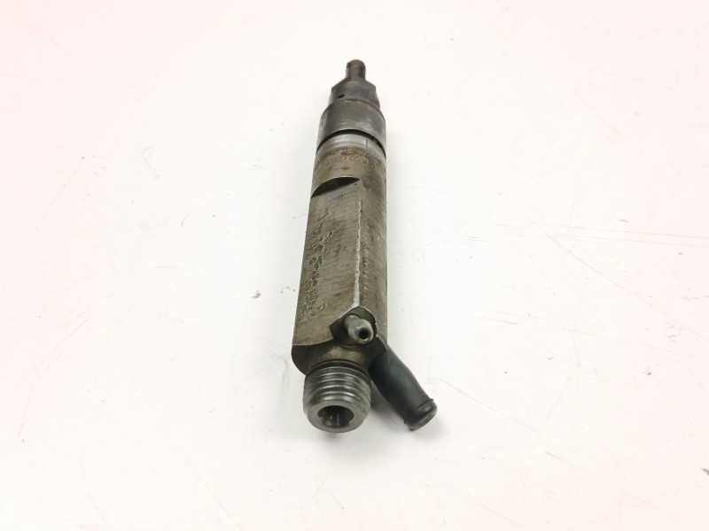 Recambio de inyectores juego para seat leon (1m1) 1.9 tdi referencia OEM IAM 028130202P 038130201S 0432193696