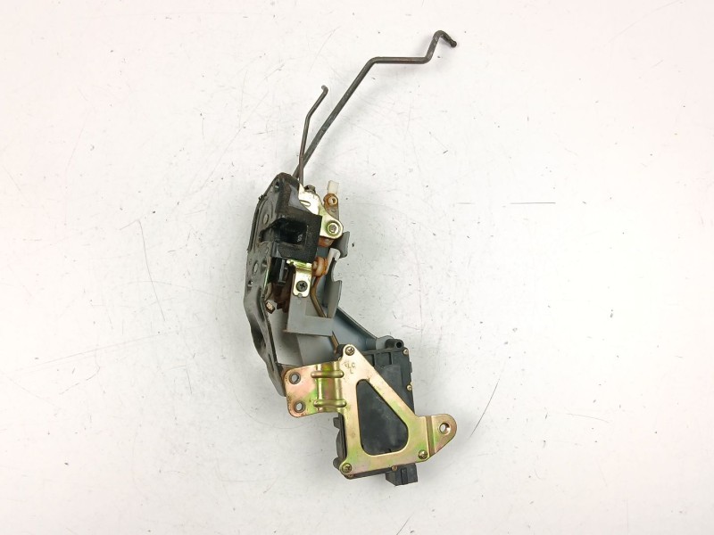 Recambio de cerradura puerta delantera izquierda para hyundai accent ii sedán (lc) 1.6 referencia OEM IAM 8131025030  