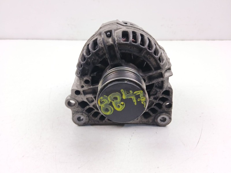 Recambio de alternador para seat ibiza ii (6k1) 1.9 tdi referencia OEM IAM 038903023L  0124325001