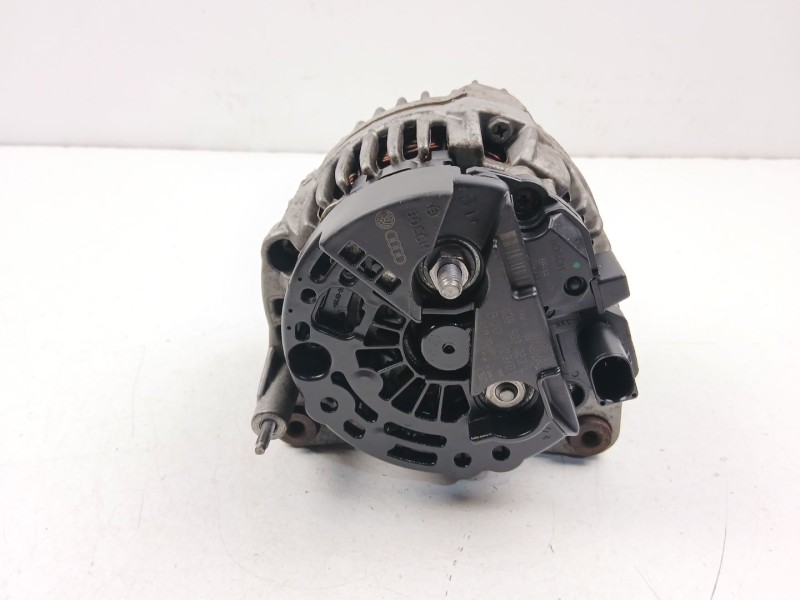 Recambio de alternador para seat ibiza ii (6k1) 1.9 tdi referencia OEM IAM 038903023L  0124325001