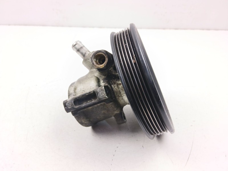 Recambio de bomba direccion para ford sierra ii (gbg, gb4) 2.0 i referencia OEM IAM 86GB3A674EA  
