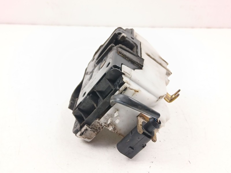 Recambio de cerradura puerta delantera izquierda para seat ibiza ii (6k1) 1.9 tdi referencia OEM IAM 6K4837015D  