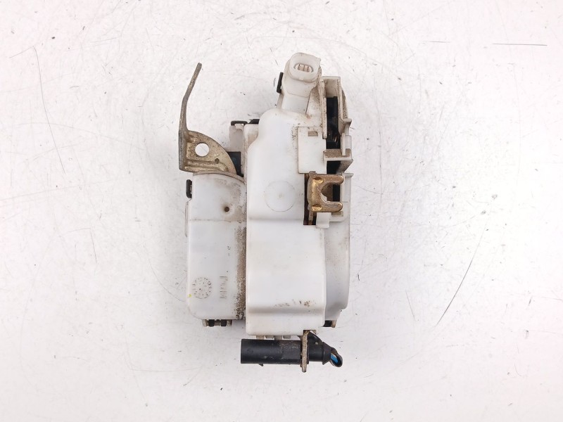 Recambio de cerradura puerta delantera derecha para seat ibiza ii (6k1) 1.9 tdi referencia OEM IAM 6K4837016D  