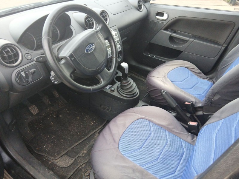 ford fiesta v (jh_, jd_) del año 2001