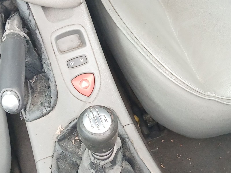 renault laguna ii (bg0/1_) del año 2003