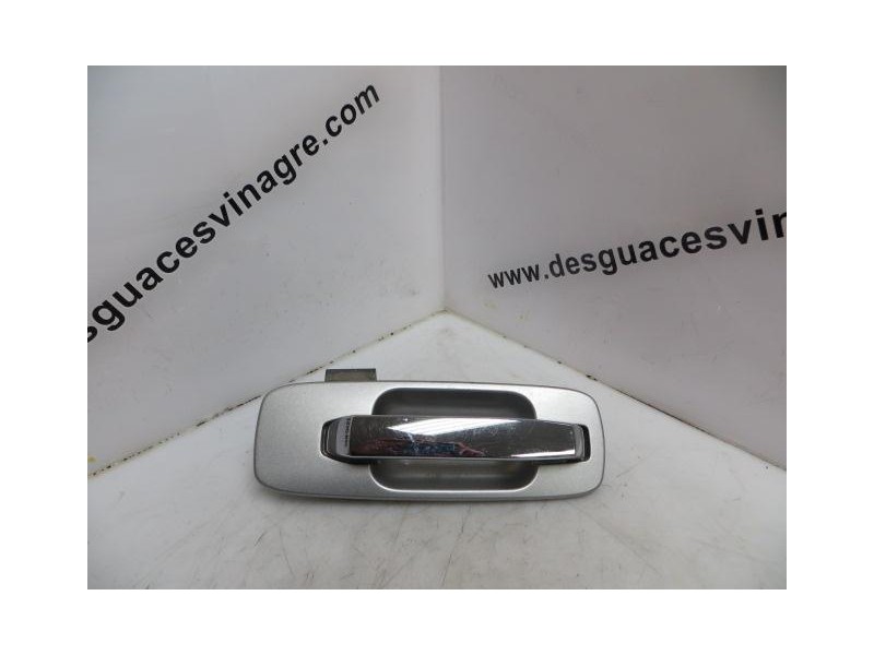 Recambio de manilla del. dcha. : nissan x-trail : 2.2 d -yd22 (136cv) 5p [2007] para nissan x-trail 2.2 d -yd22 referencia OEM I