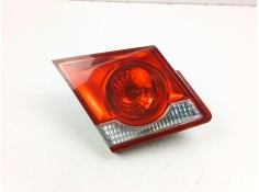 Recambio de piloto porton izquierdo para chevrolet cruze (j300) 1.6 referencia OEM IAM 95971550  