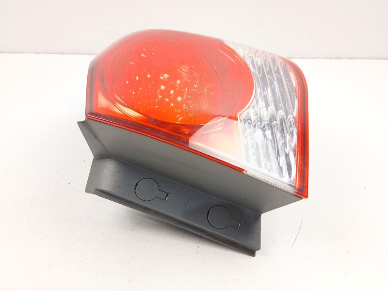 Recambio de piloto trasero derecho para chevrolet cruze (j300) 1.6 referencia OEM IAM 95965224  