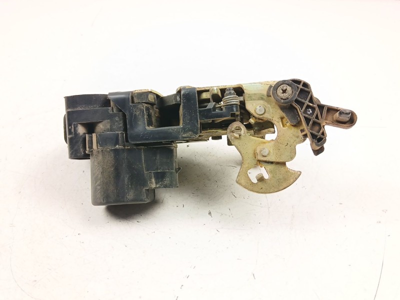 Recambio de cerradura puerta trasera derecha para ssangyong rexton / rexton ii (gab_) 2.9 td referencia OEM IAM 7132008002  