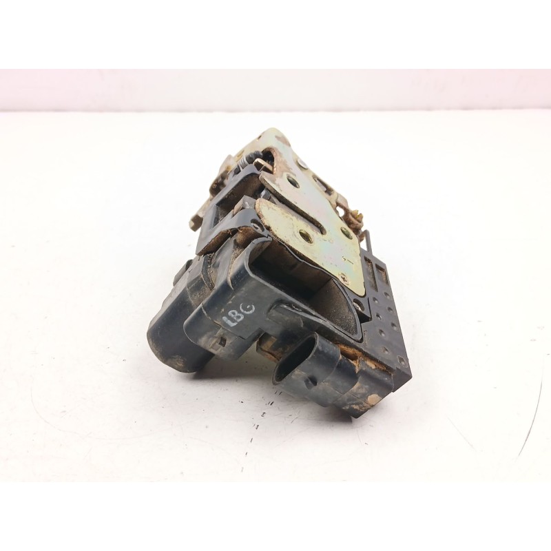 Recambio de cerradura puerta delantera izquierda para ssangyong rexton / rexton ii (gab_) 2.9 td referencia OEM IAM 7121008031  