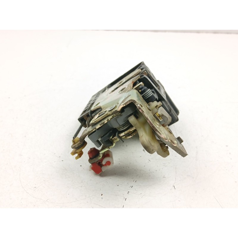 Recambio de cerradura puerta delantera izquierda para ssangyong rexton / rexton ii (gab_) 2.9 td referencia OEM IAM 7121008031  