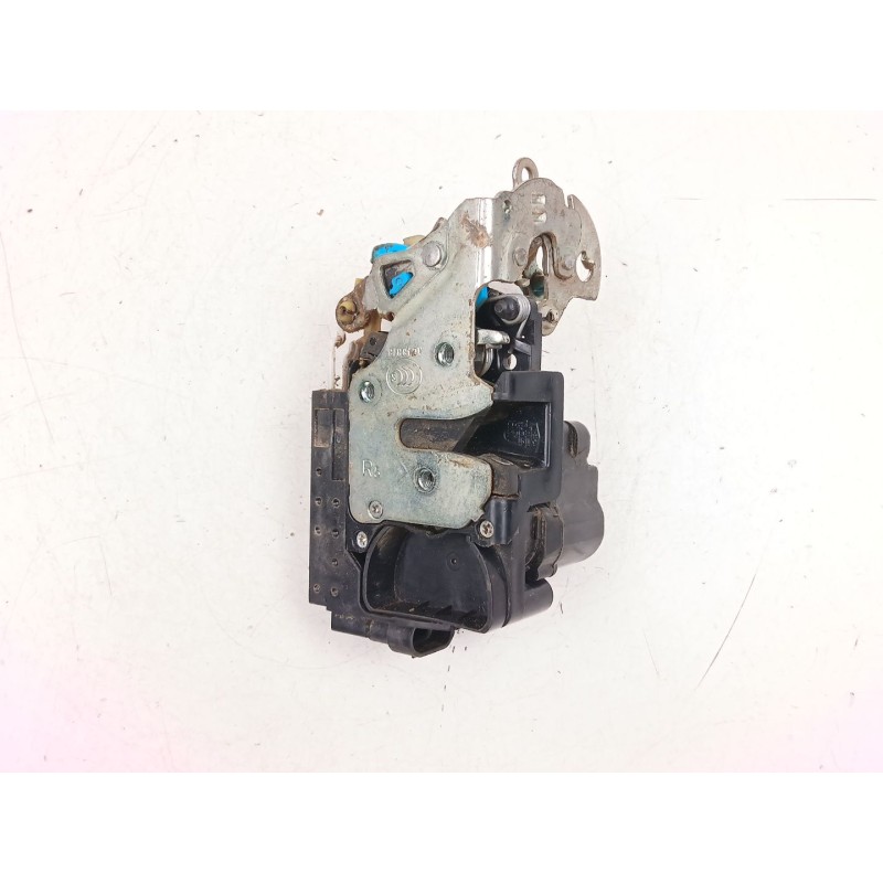 Recambio de cerradura puerta delantera derecha para ssangyong rexton / rexton ii (gab_) 2.9 td referencia OEM IAM 7121008021  