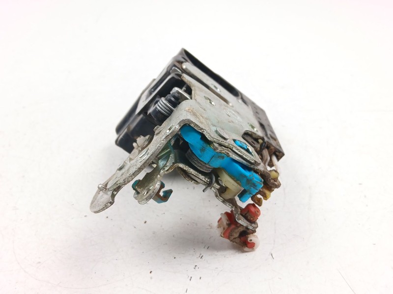 Recambio de cerradura puerta delantera derecha para ssangyong rexton / rexton ii (gab_) 2.9 td referencia OEM IAM 7121008021  