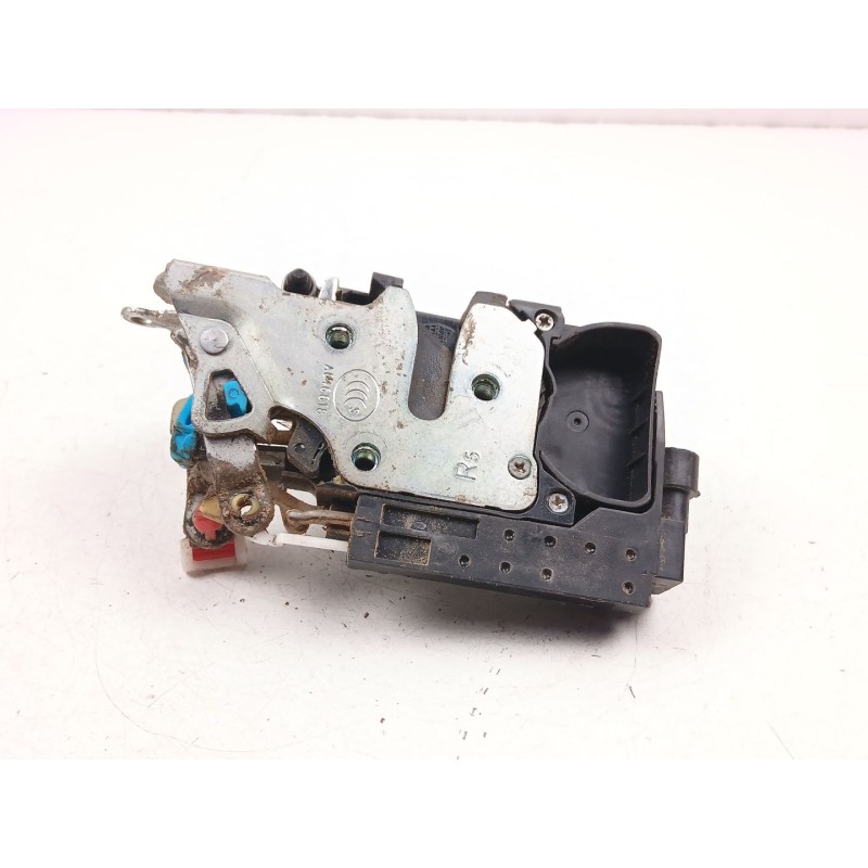 Recambio de cerradura puerta delantera derecha para ssangyong rexton / rexton ii (gab_) 2.9 td referencia OEM IAM 7121008021  