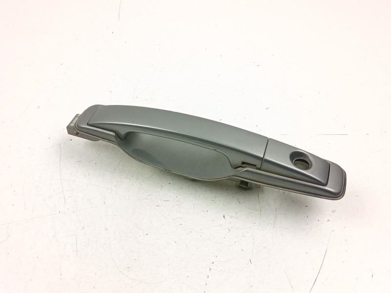 Recambio de manilla delantera izquierda para ssangyong rexton / rexton ii (gab_) 2.9 td referencia OEM IAM 7245008010  